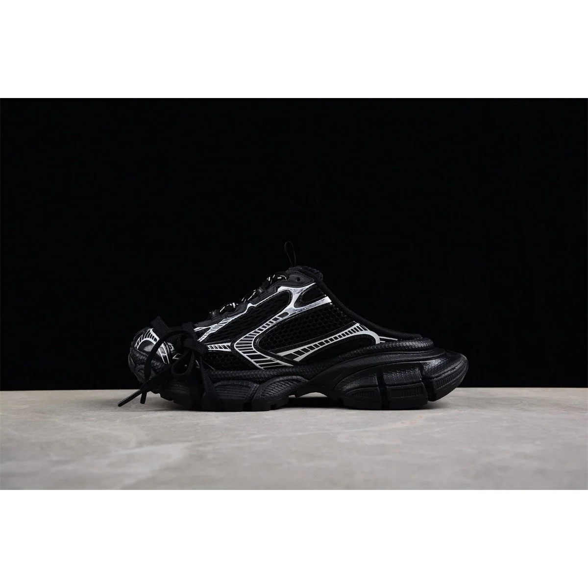 BALENCIAGA 3XL MULE x BLACK WHITE - Sneaker Replica Workshop