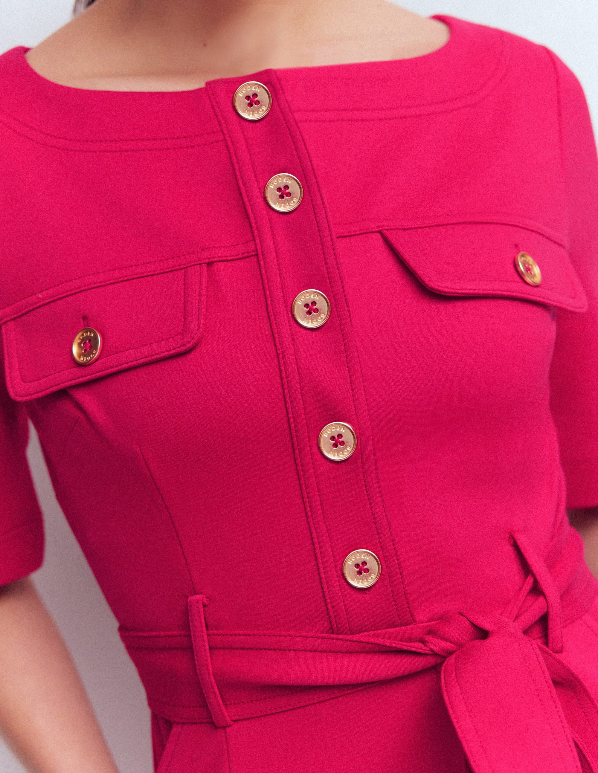 Bria Ponte-Etuikleid-Granatapfel