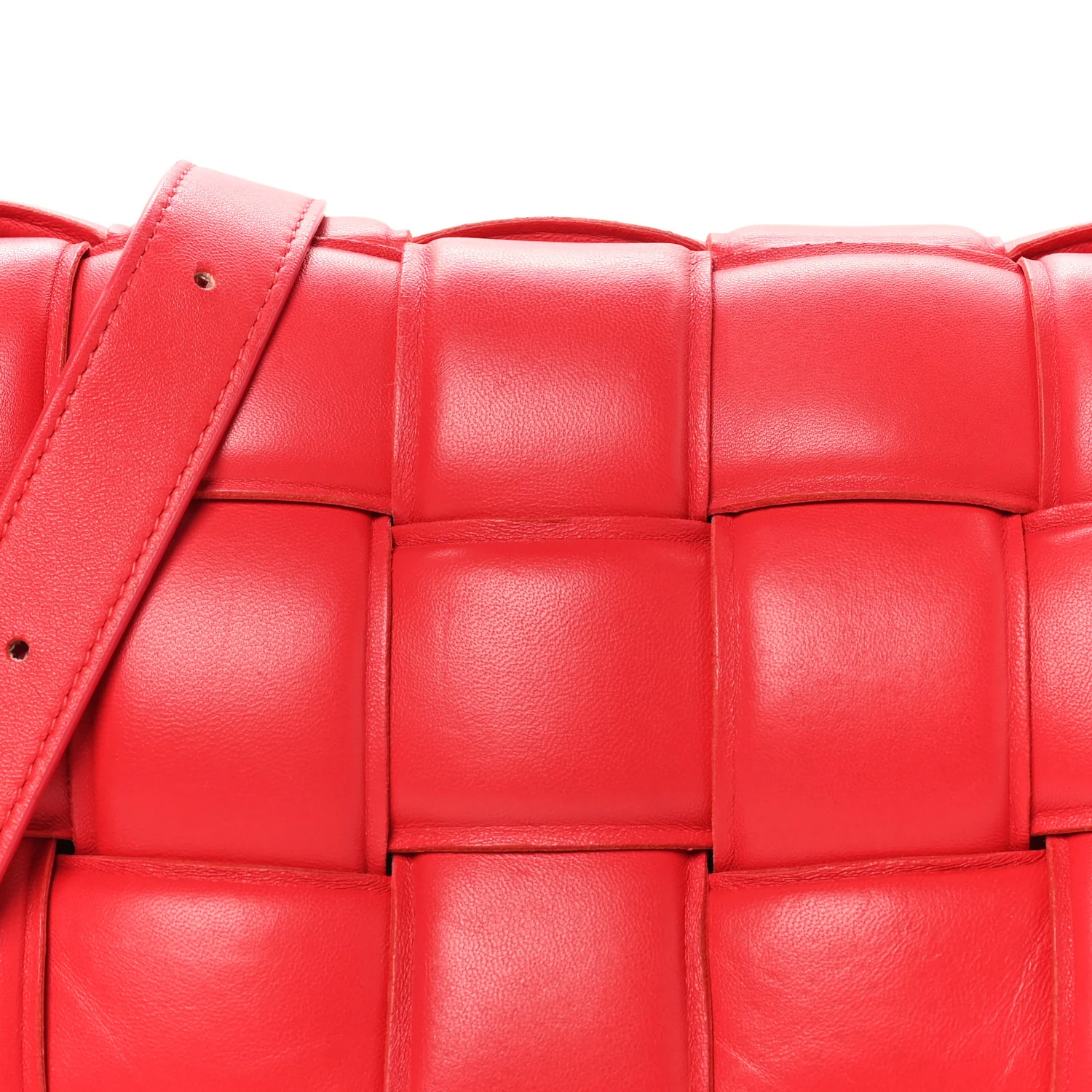 Nappa Maxi Intreccio Padded Cassette Crossbody Bag Firework - Top Club