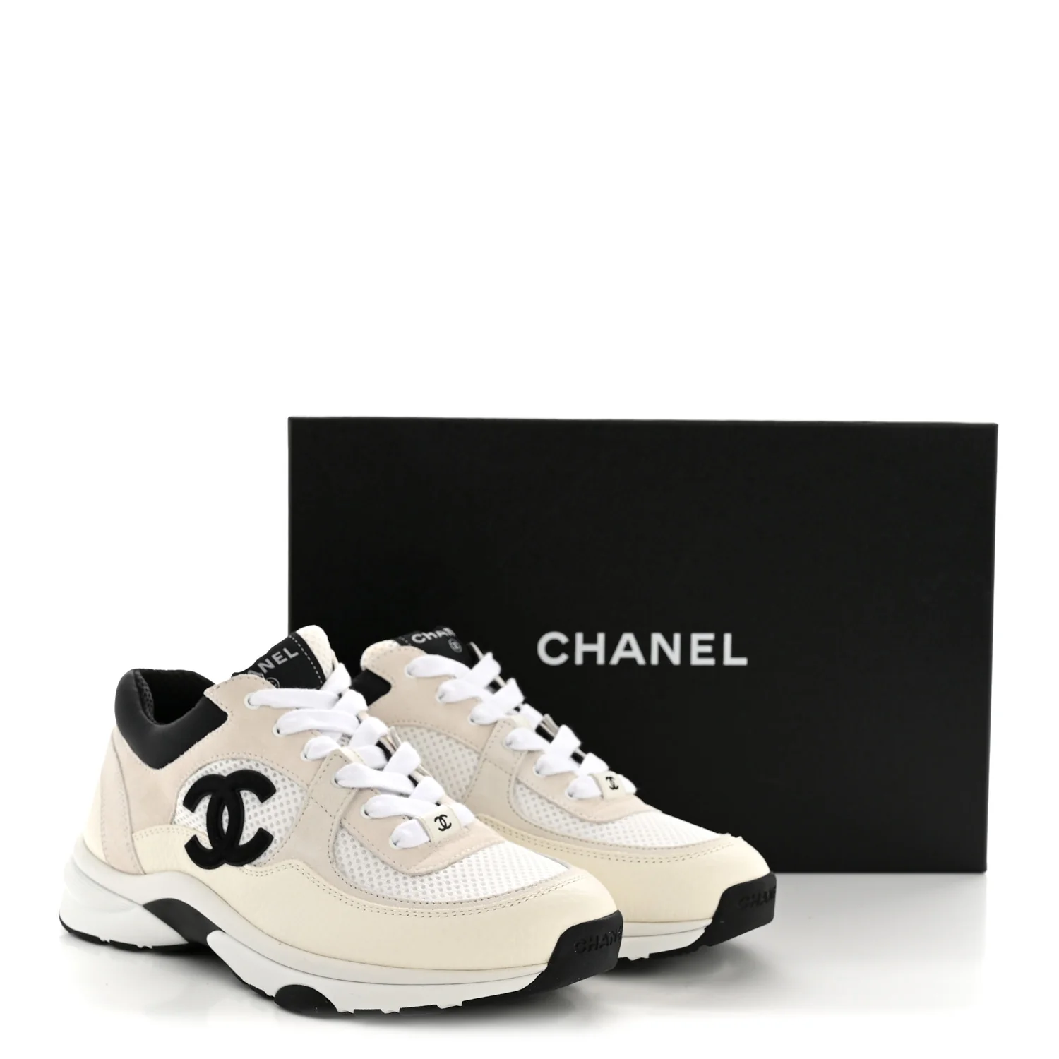 Mesh Suede Grained Calfskin Womens CC Sneakers 38.5 White Black - Top Club