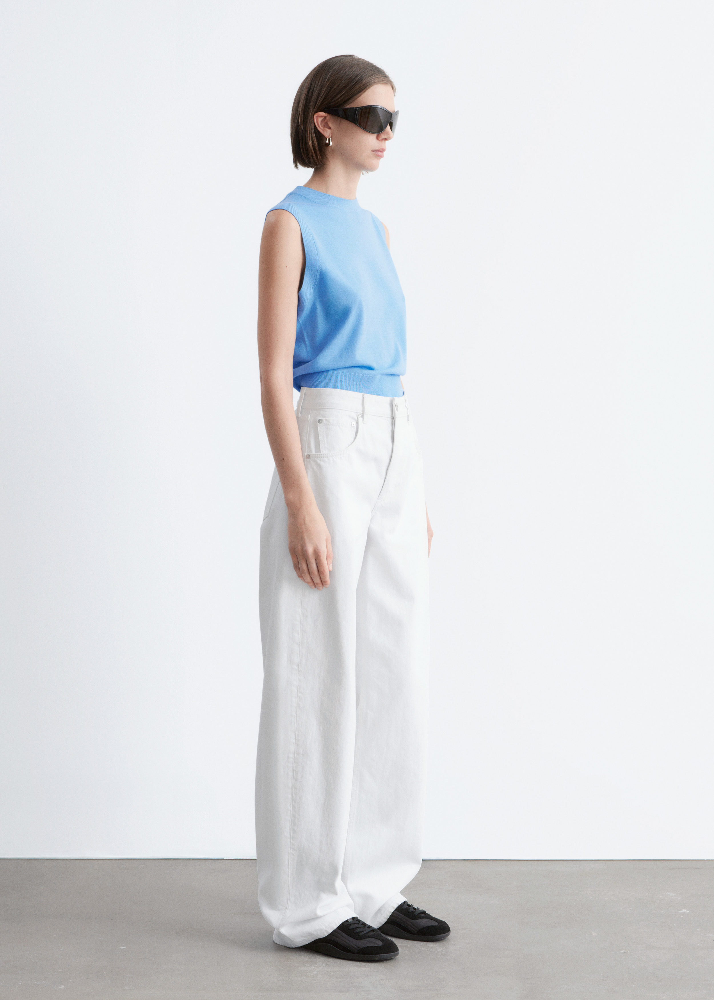 & Other Stories BARREL-LEG JEANS
