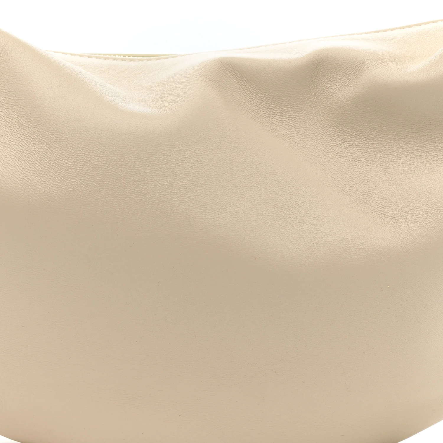 Calfskin Medium Olivia Hobo Off White - Top Club