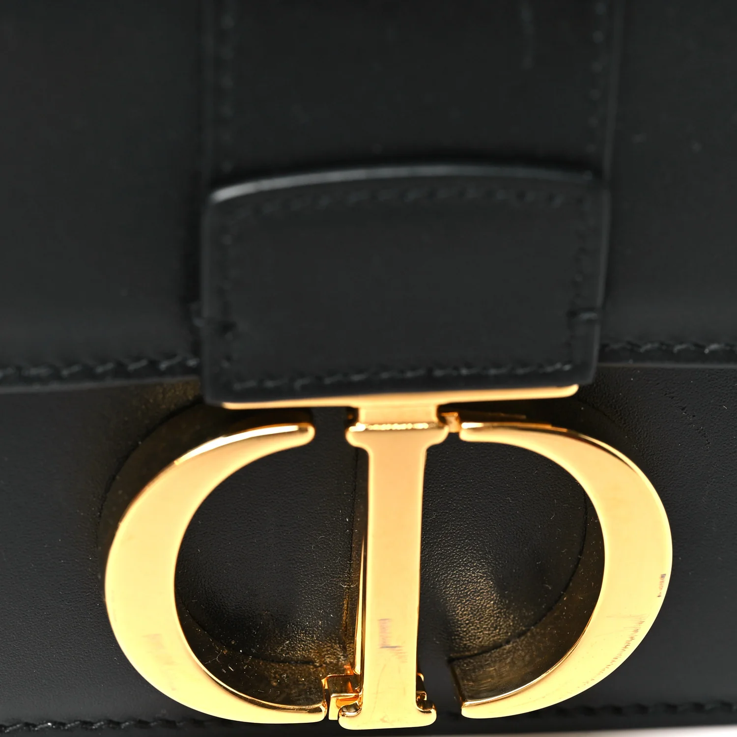 Smooth Calfskin 30 Montaigne Flap Bag Black - Top Club