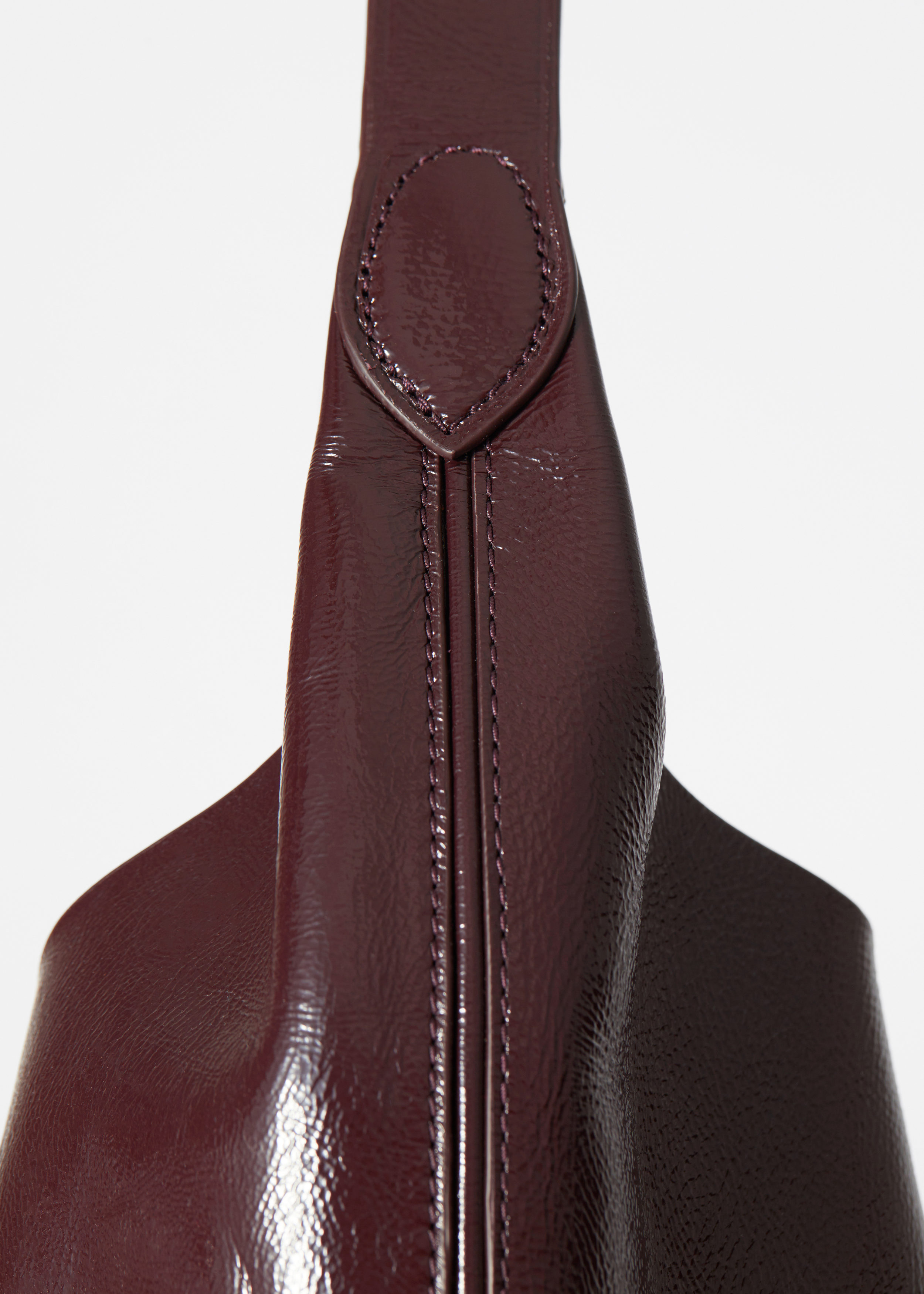 & Other Stories LARGE PATENT-LEATHER TOTE BAG