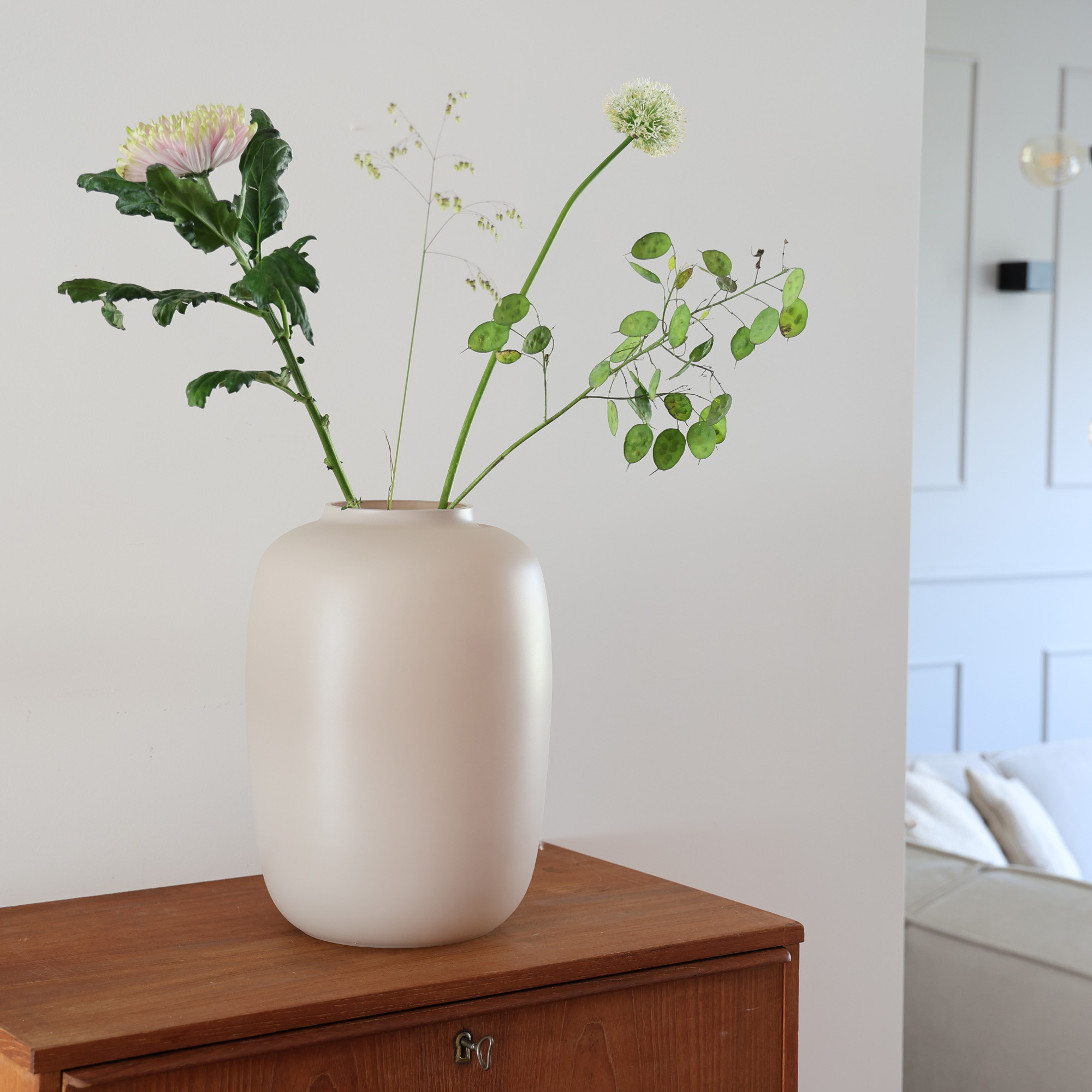 Vaas Artic M Ø25 cm matte ivory