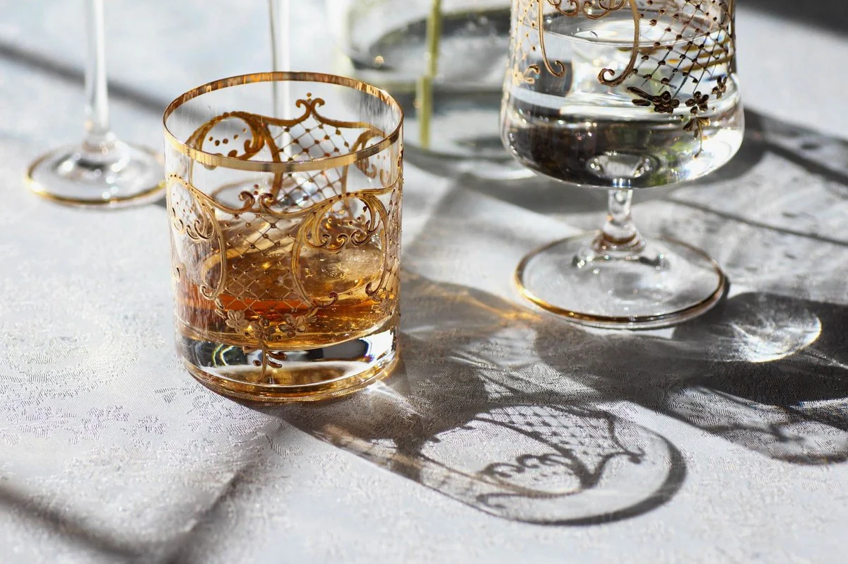 Luxury Baroque Whiskey Glass Set of 6 Gold Ø 8 x H. 9 cm - Handmade and hand-painted whiskey glasses - Hotel & Restaurant Accessories - Luxury quality