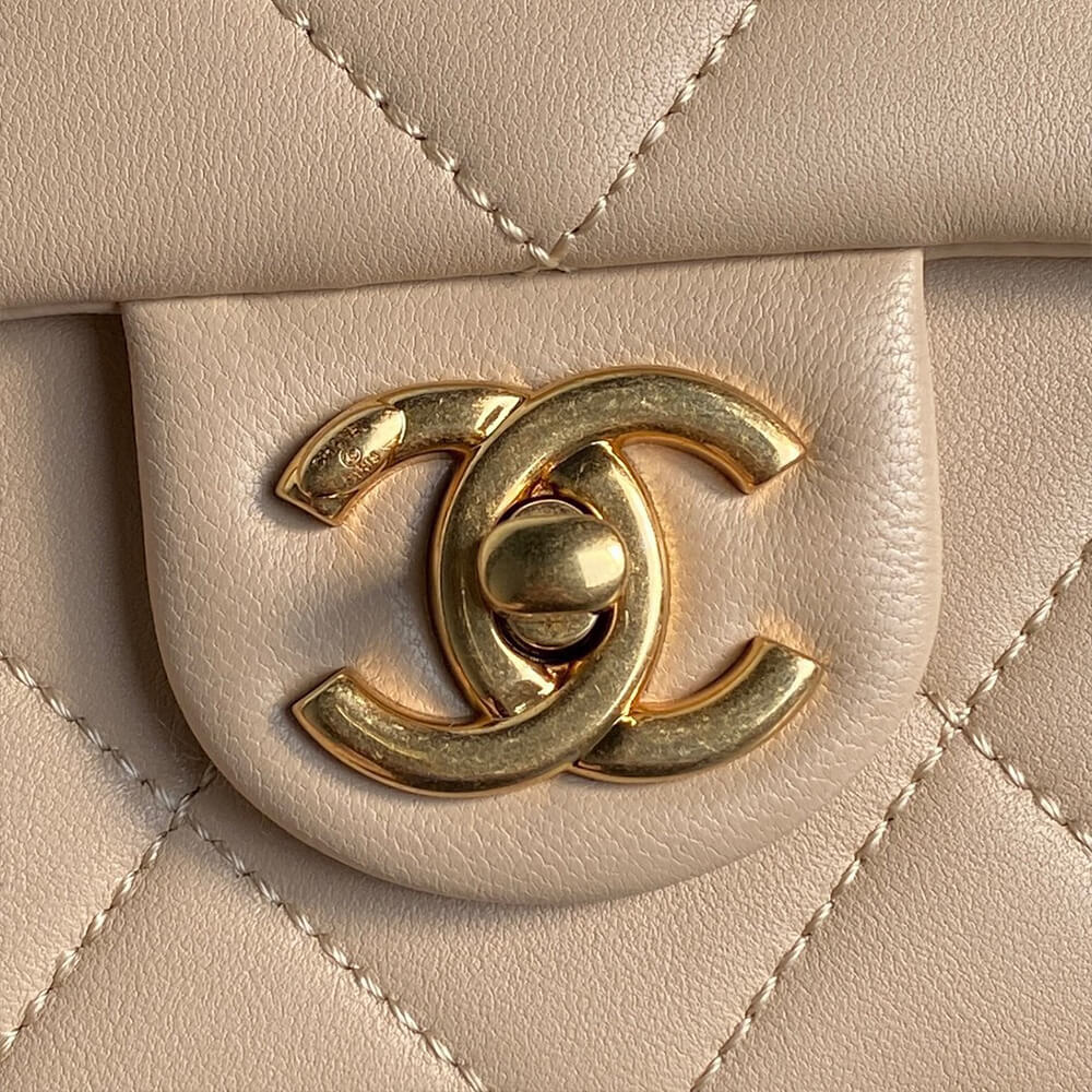 CHANEL Small Flap Bag(high-end grade) - Top Club