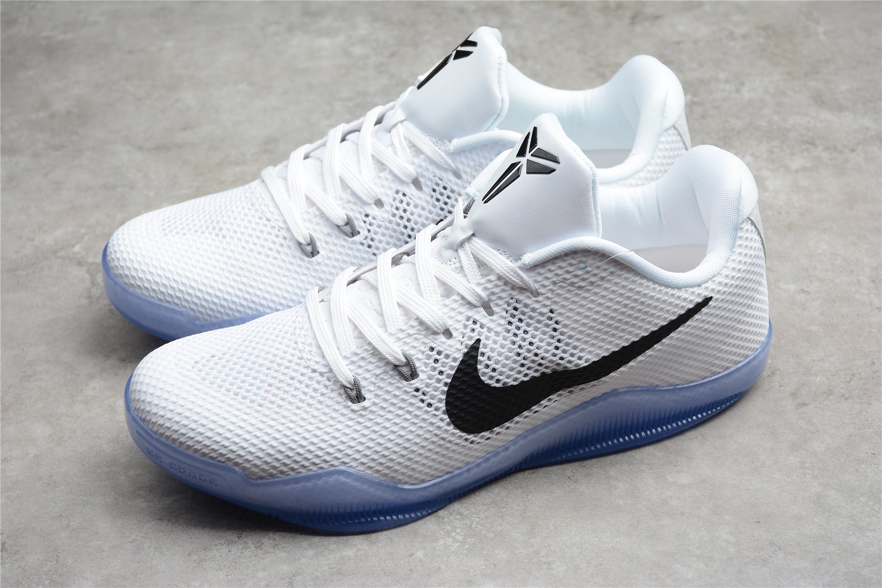 NIKE KOBE 11 x TEAM BANK WHITE - Sneaker Replica Workshop