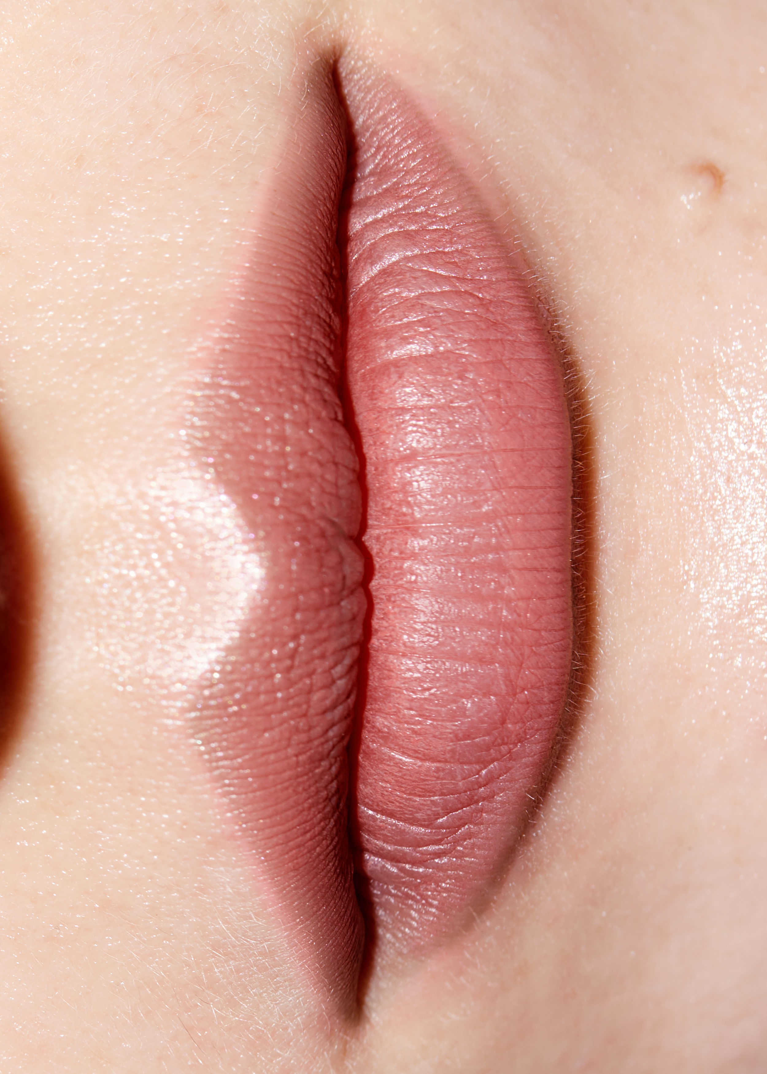 & Other Stories PINK ERA MATTE LIP COLOUR