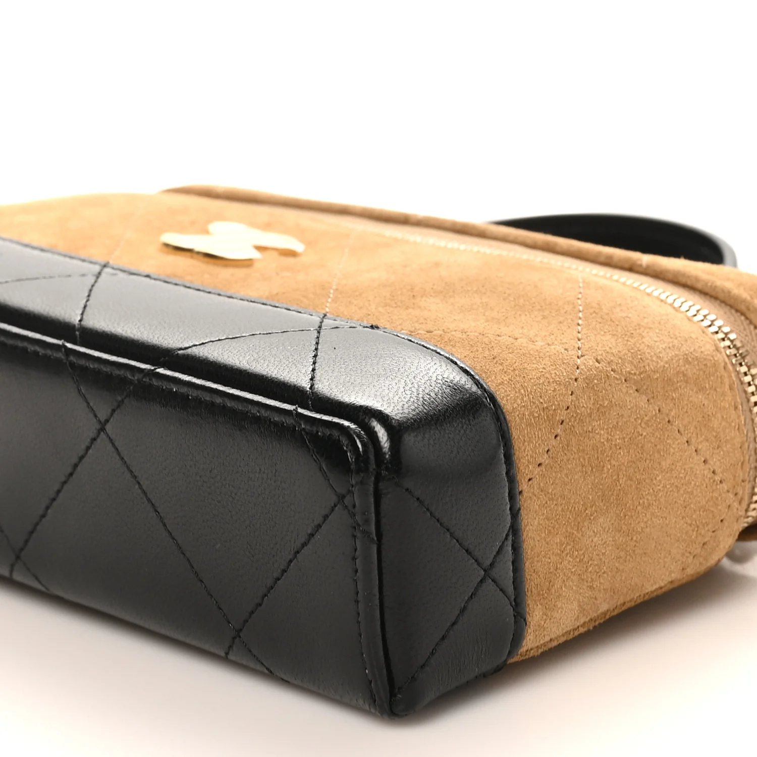 Suede Calfskin Shiny Lambskin Quilted Top Handle Slim Vanity Case With Chain Beige Black - Top Club