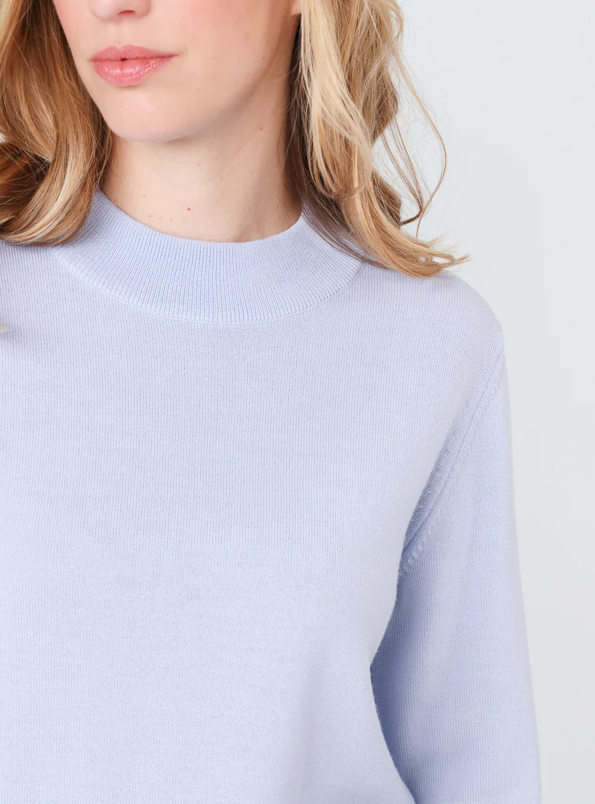 Pull femme col cheminée en laine mérinos Bleu Ciel Léger