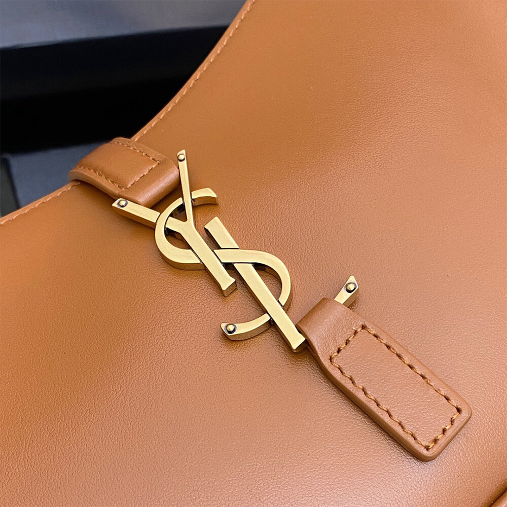 YSL le 5 a 7 in smooth leather - Top Club