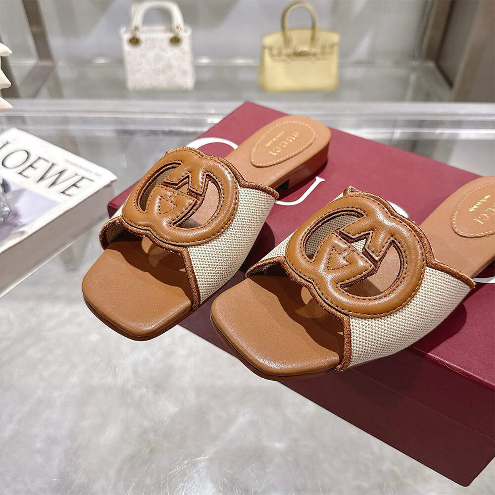 GUCCI Women s Interlocking G slide sandal - Top Club