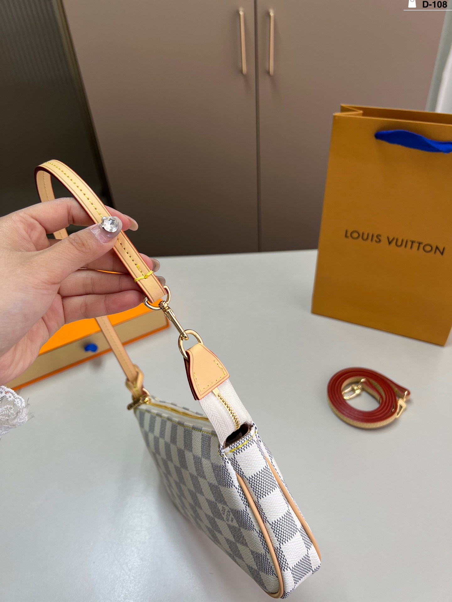 Louis new arrival IVY bag size: 21*12 cm - Top Club