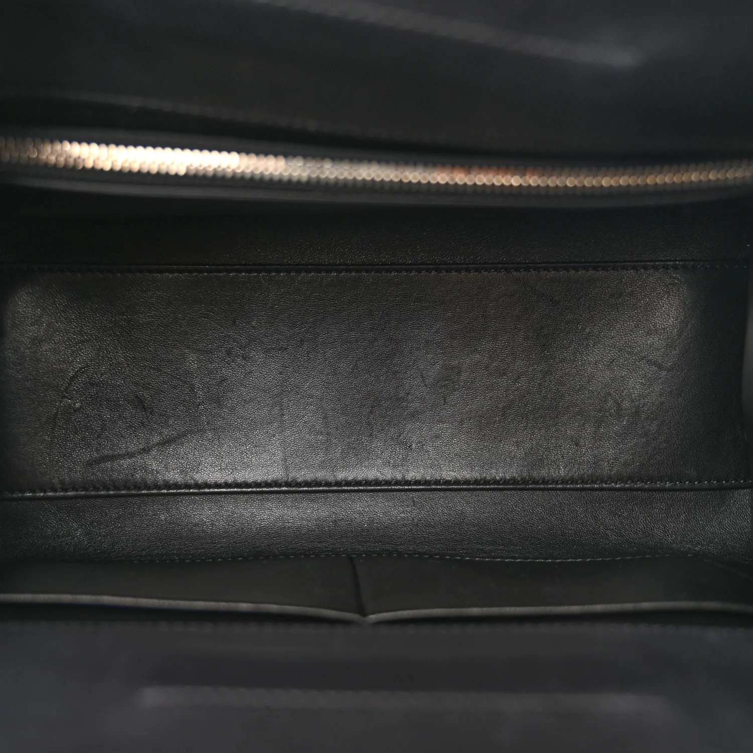Smooth Calfskin Peggy Bag Black - Top Club