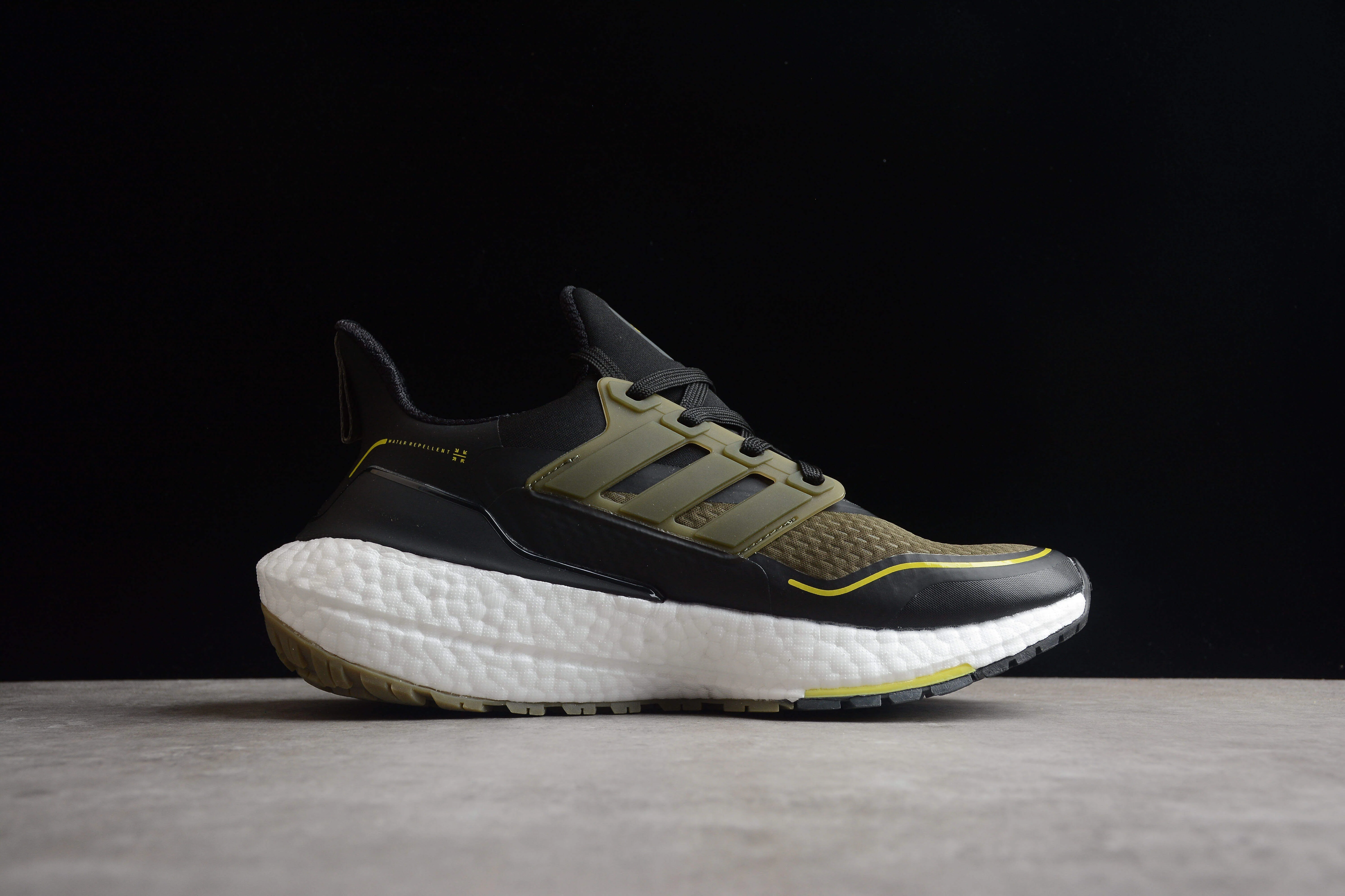 Adidas Ultraboost 21 COLD.RDY Running Shoes Black/Green - Sneaker Replica Workshop