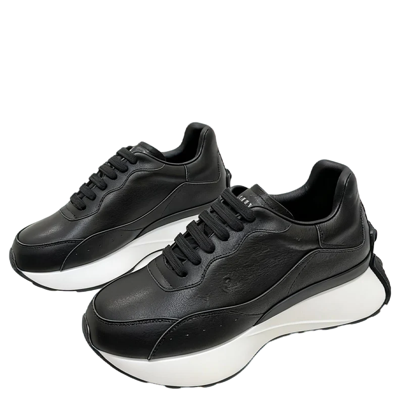 Alexander McQueen Unisex Oversized Sneakers With Metallic Heel Accents - Sneaker Replica Workshop