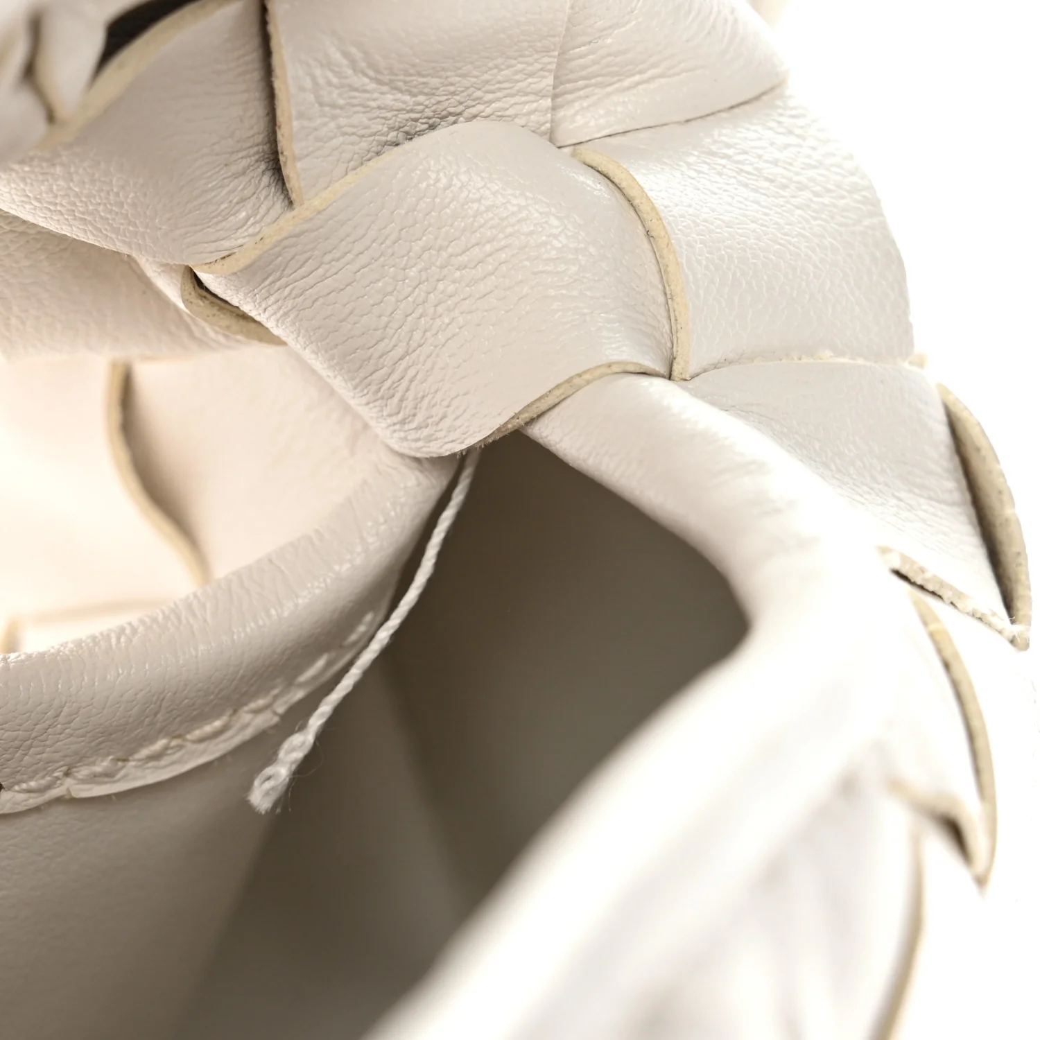 Calfskin Intrecciato Mini Hop White - Top Club