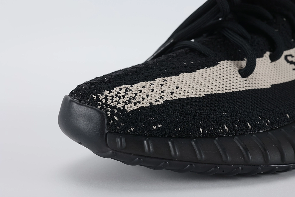Yeezy Boost 350 V2  Oreo  Replica - Sneaker Replica Workshop