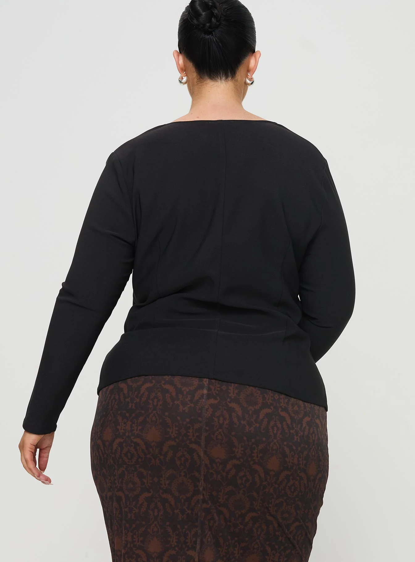 Gaskin Long Sleeve Top Black Curve