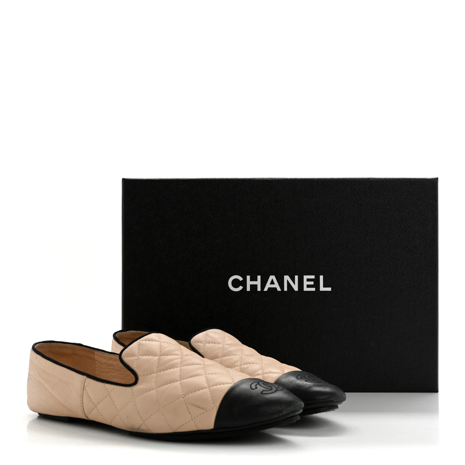 Lambskin Quilted Cap Toe Slipper With Pouch 39 Beige Black - Top Club