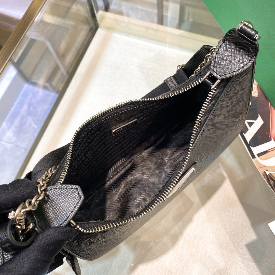Pra Re-Edition 2005 Re-Nylon Mini Bag Black For Women, Women's Bags 8.6in/22cm 1NE204_R064_F0002 - Top Club