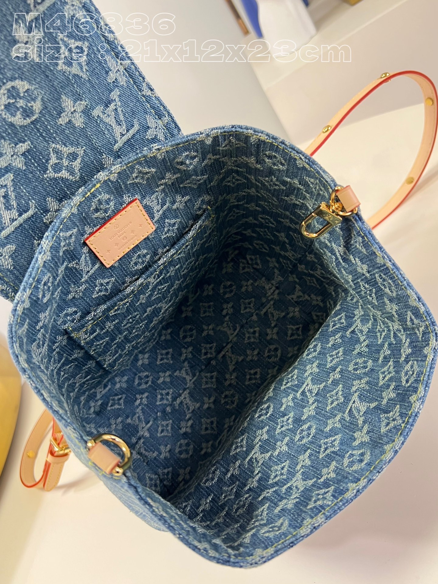 Louis Monogram Denim backpack bag size : 21-12-23 cm - Top Club