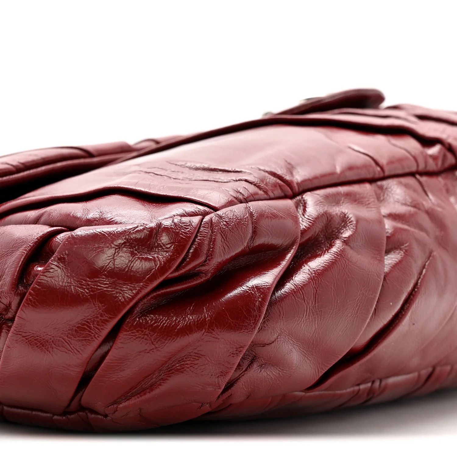 Glazed Calfskin Twisted Maxi Flap Red - Top Club