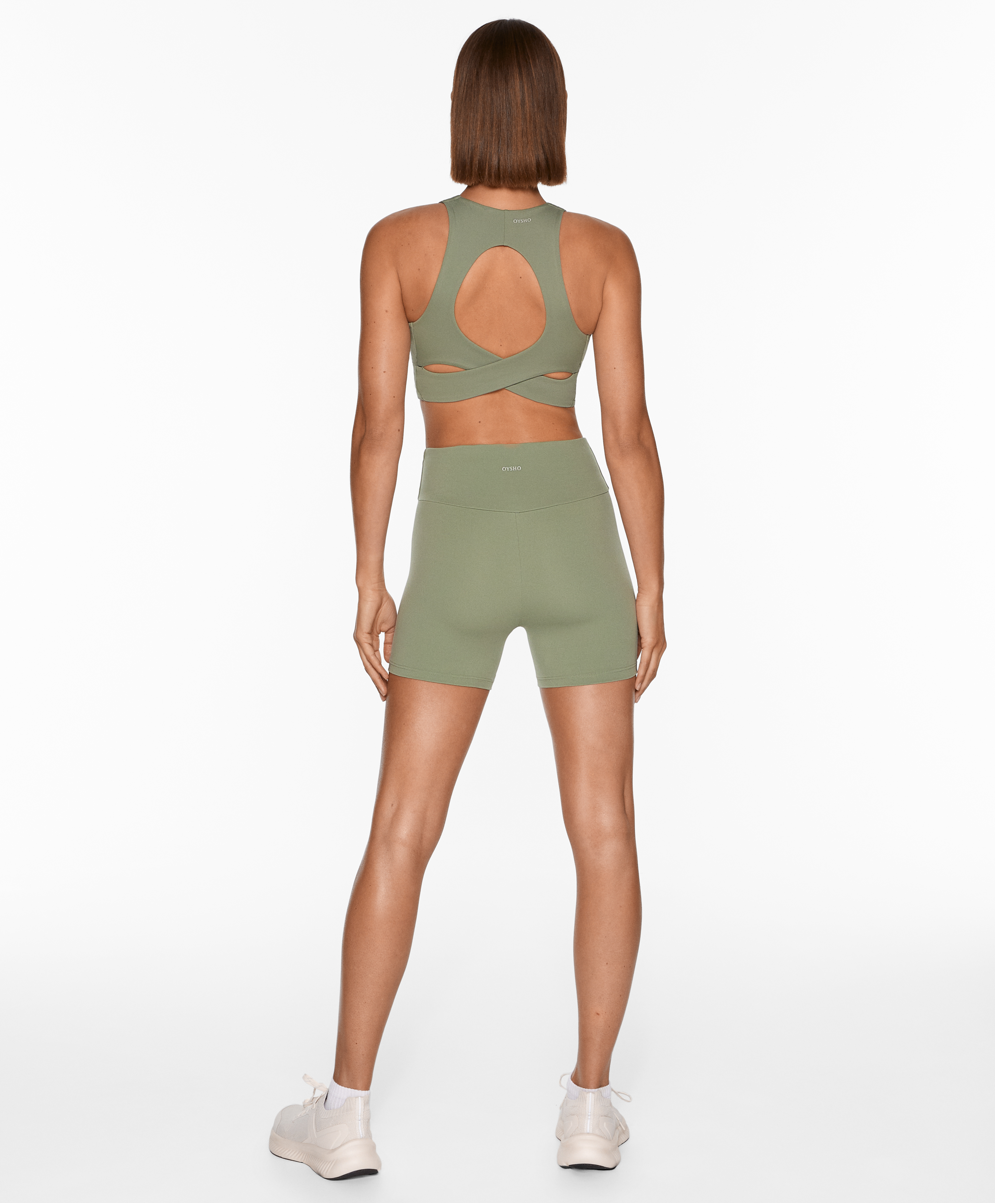 OYSHO Medium-support comfortlux open-back sports bra with cups