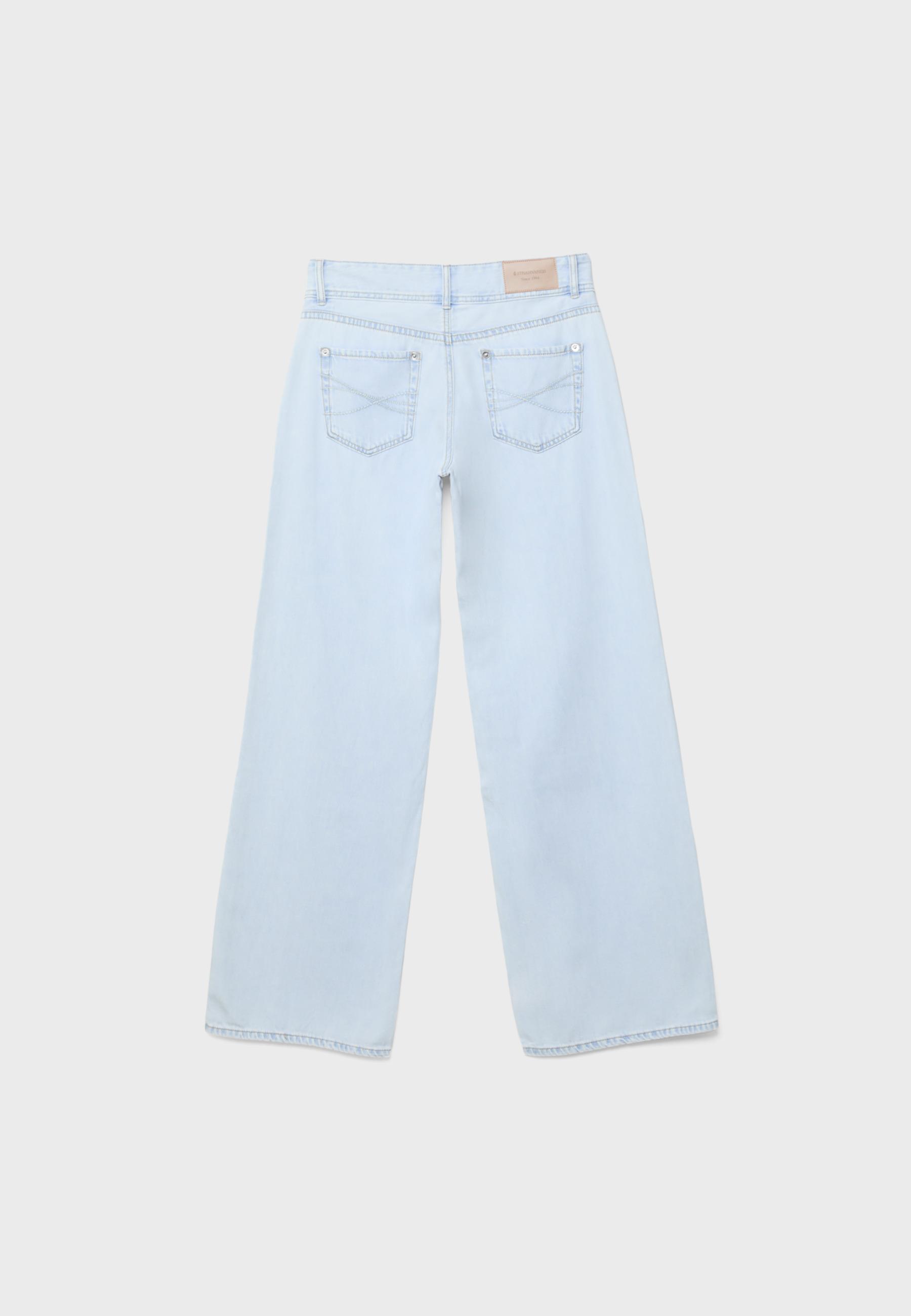 LOW-RISE DOUBLE-BUTTON JEANS