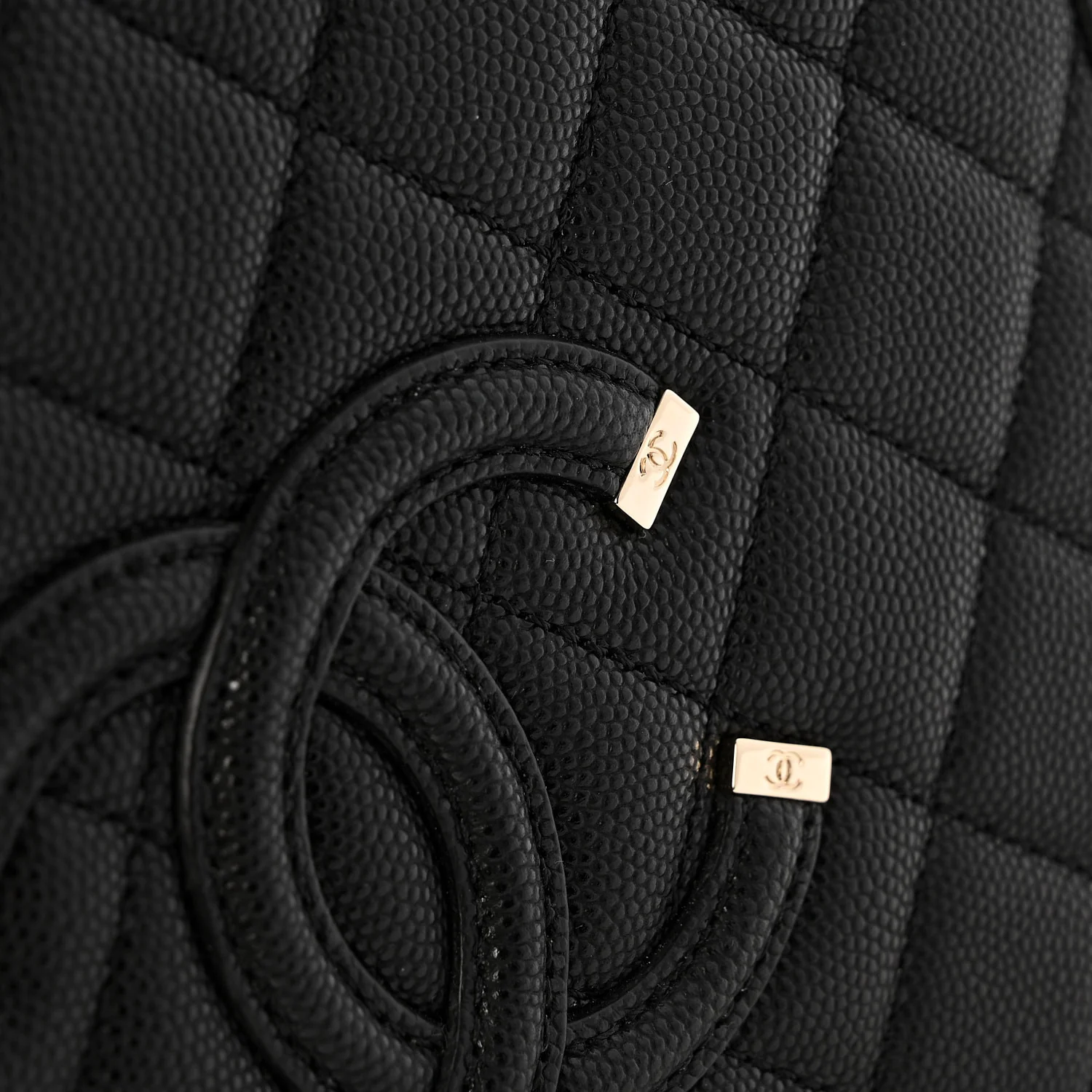 Caviar Quilted Medium CC Filigree Vanity Case Black - Top Club