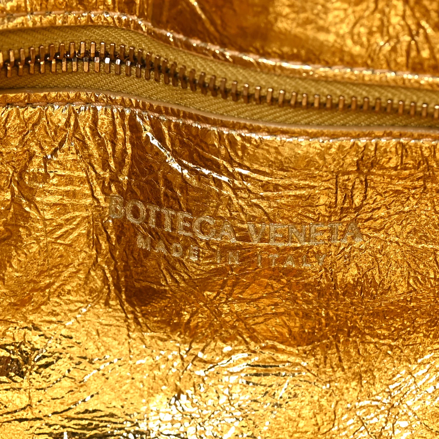 Mirror Lambskin Maxi Intreccio Padded Cassette Crossbody Bag Gold - Top Club