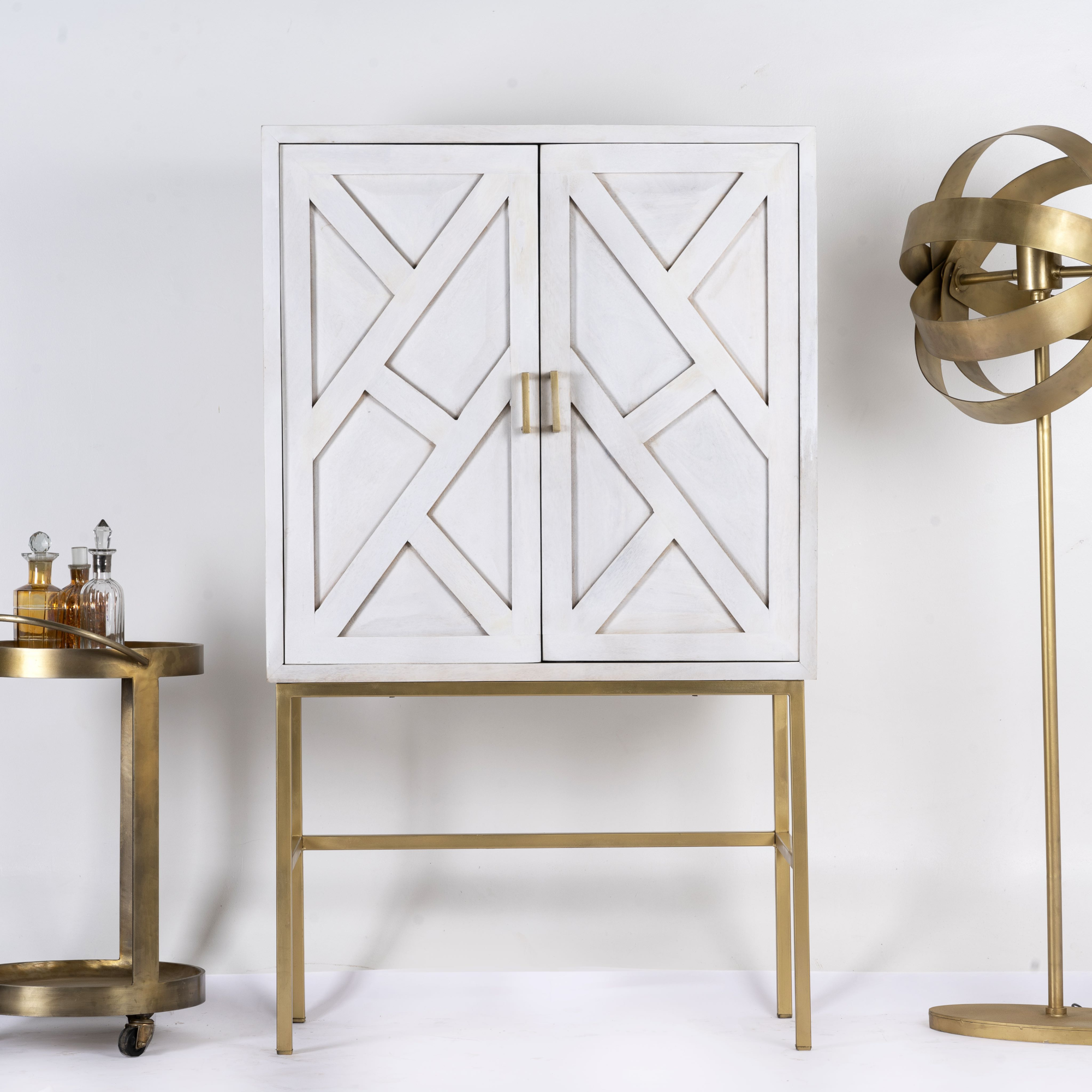 Dressoir Aparaa #1