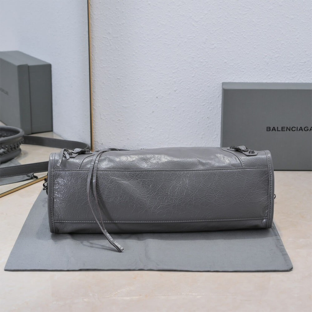 Balenciaga Women s Le City Bag Medium(HIGH-END GRADE) - Top Club