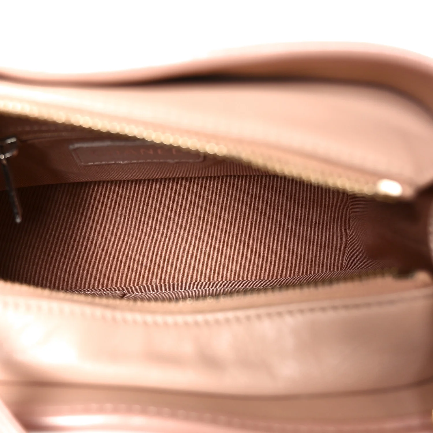 Aged Calfskin Chevron Quilted Small Gabrielle Hobo Pink - Top Club