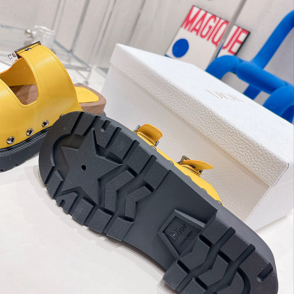DIORQUAKE STRAP SANDAL - Top Club