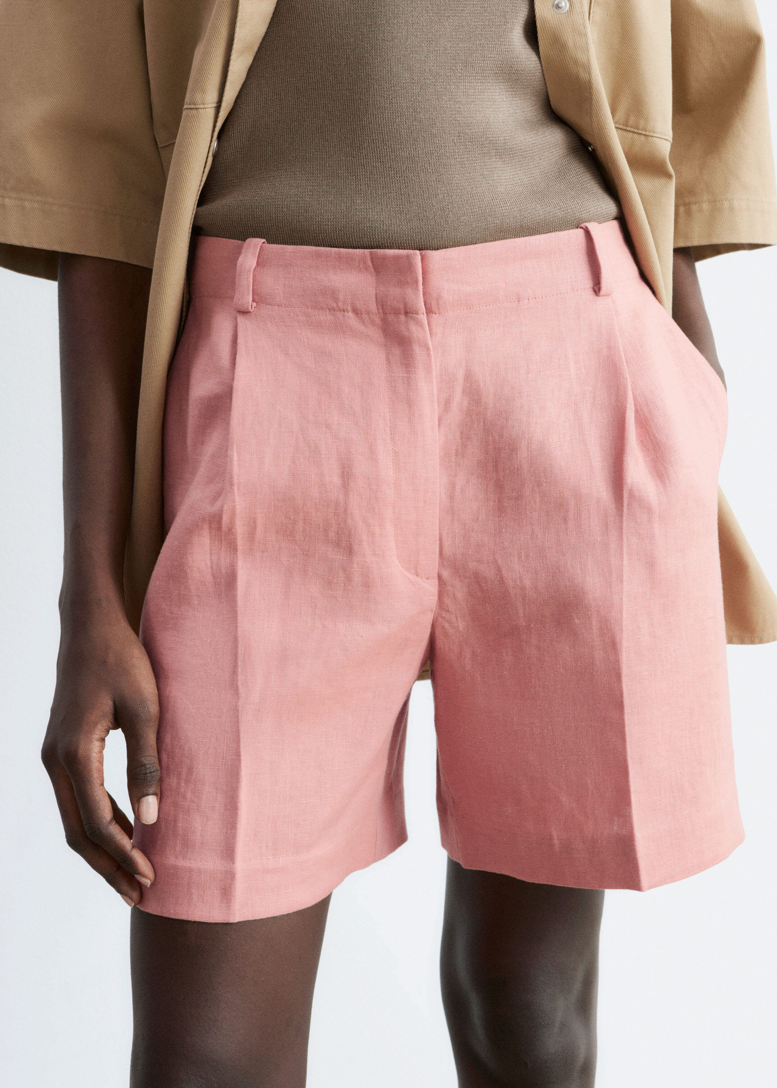 & Other Stories PLEATED LINEN SHORTS