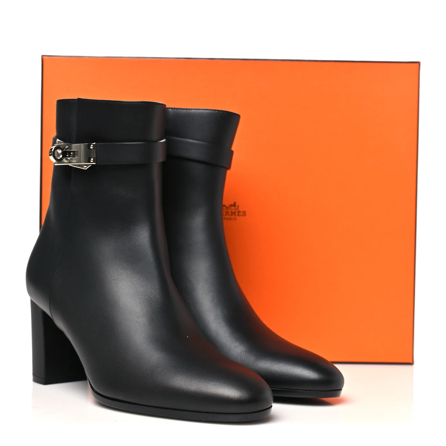 Calfskin Saint Germain Ankle Boots 39 Black - Top Club