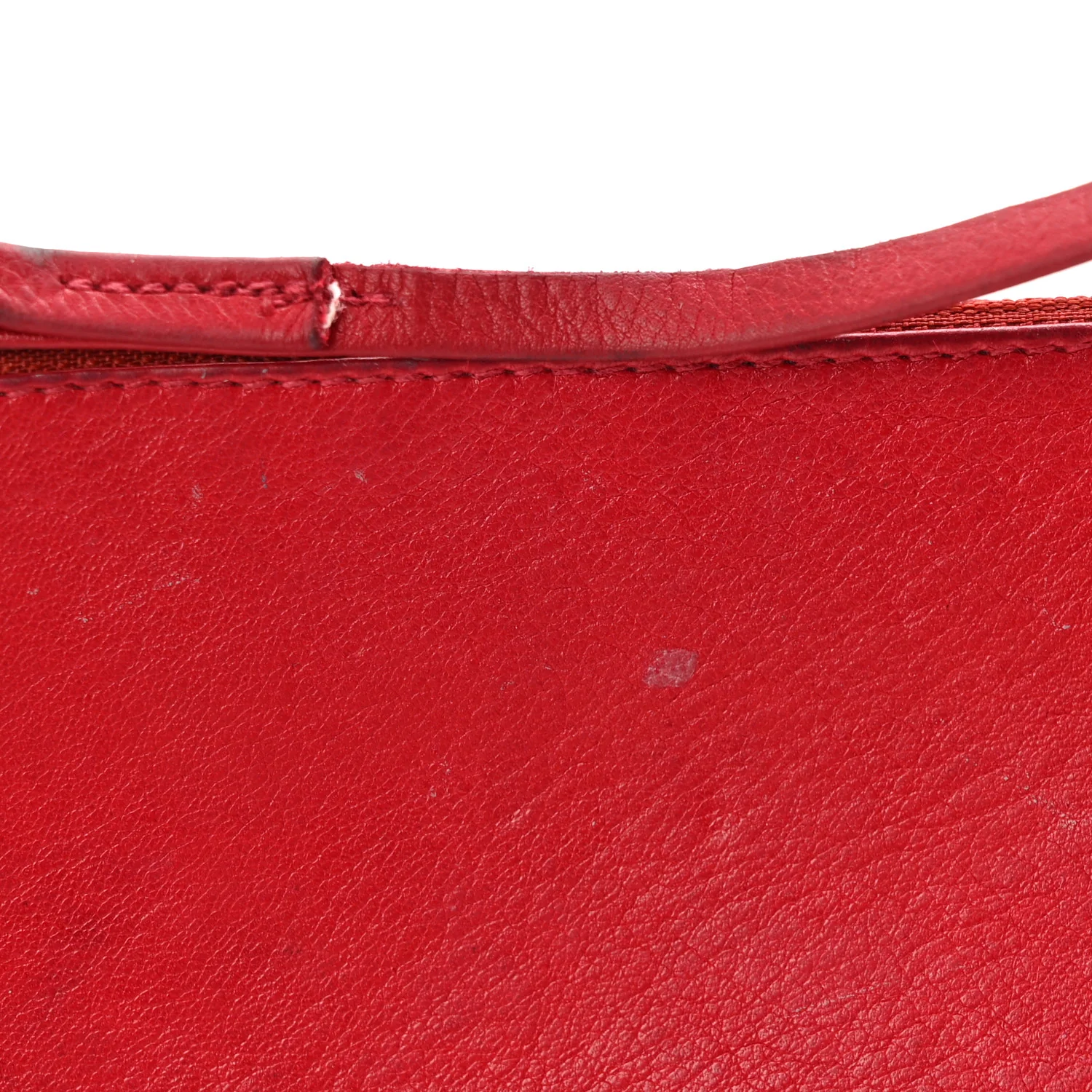 Lambskin Diamond Stitched CC Drawstring Shoulder Bag Red - Top Club