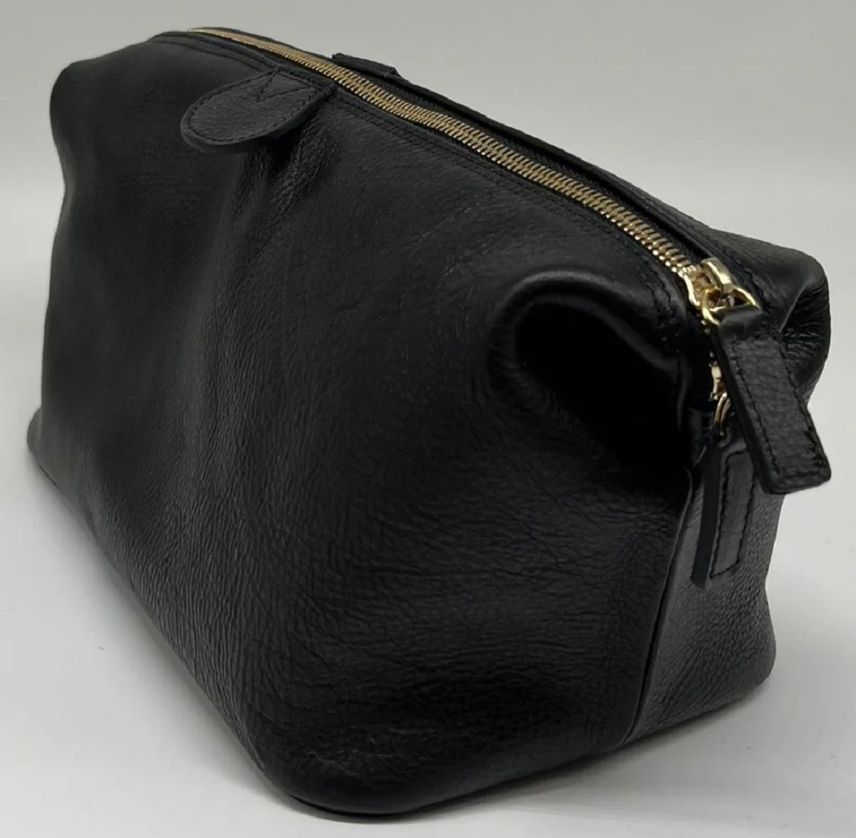 Luxury genuine leather cosmetic bag black / gold 28 cm - Made in Italy
