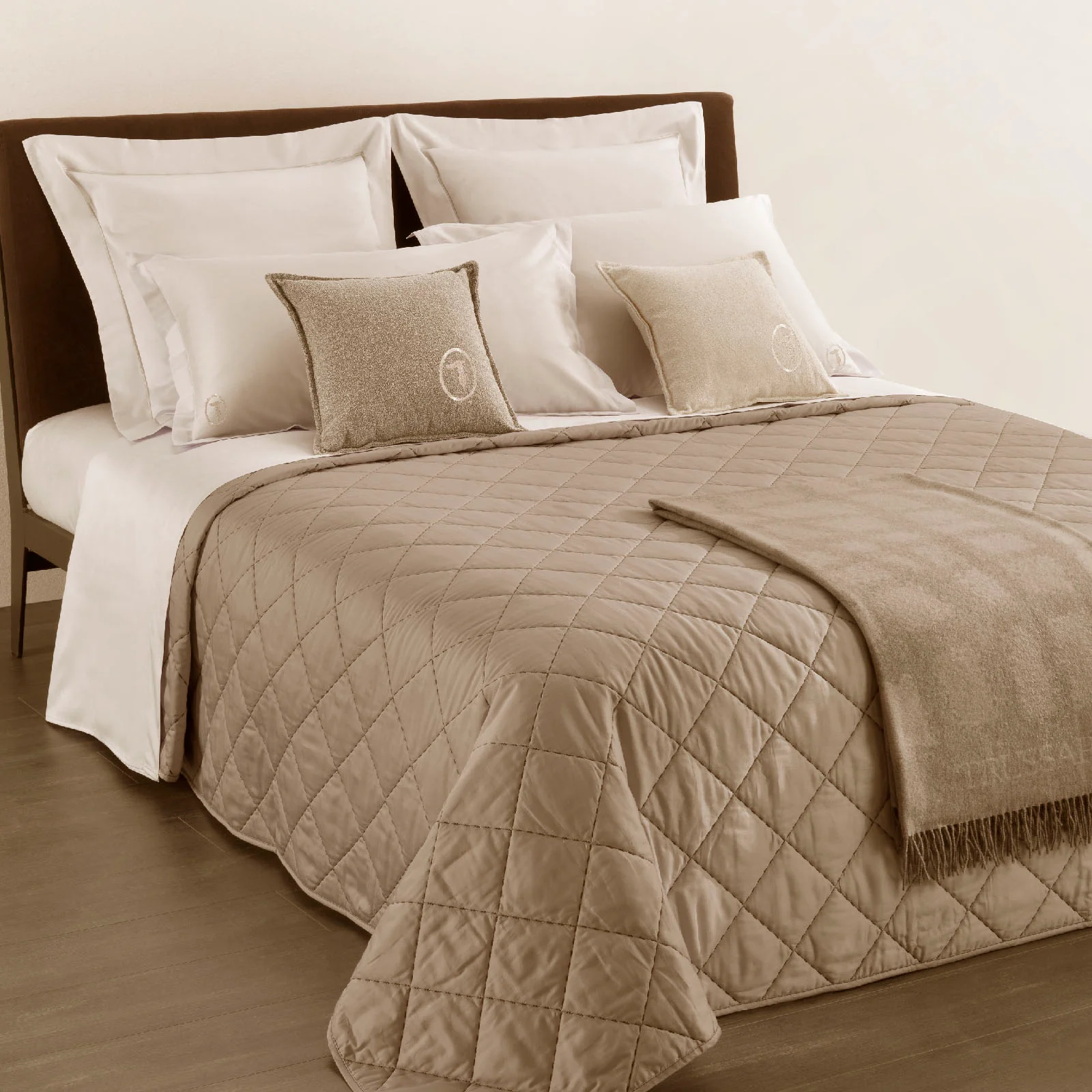 Copriletto Trapuntato In Raso Di Cotone Seam-Line Matrimoniale