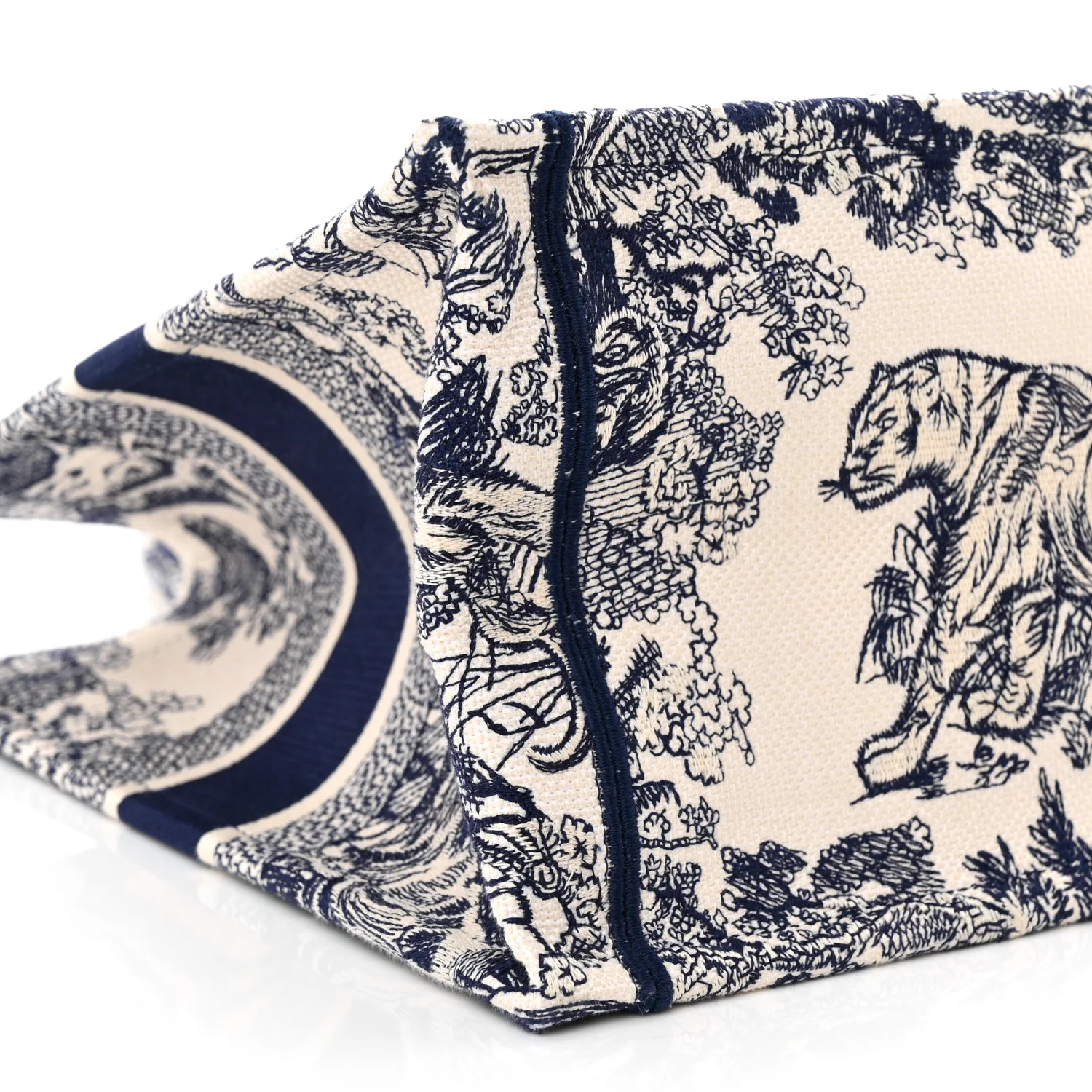 Canvas Embroidered Medium Dioriviera Toile De Jouy Book Tote Blue - Top Club