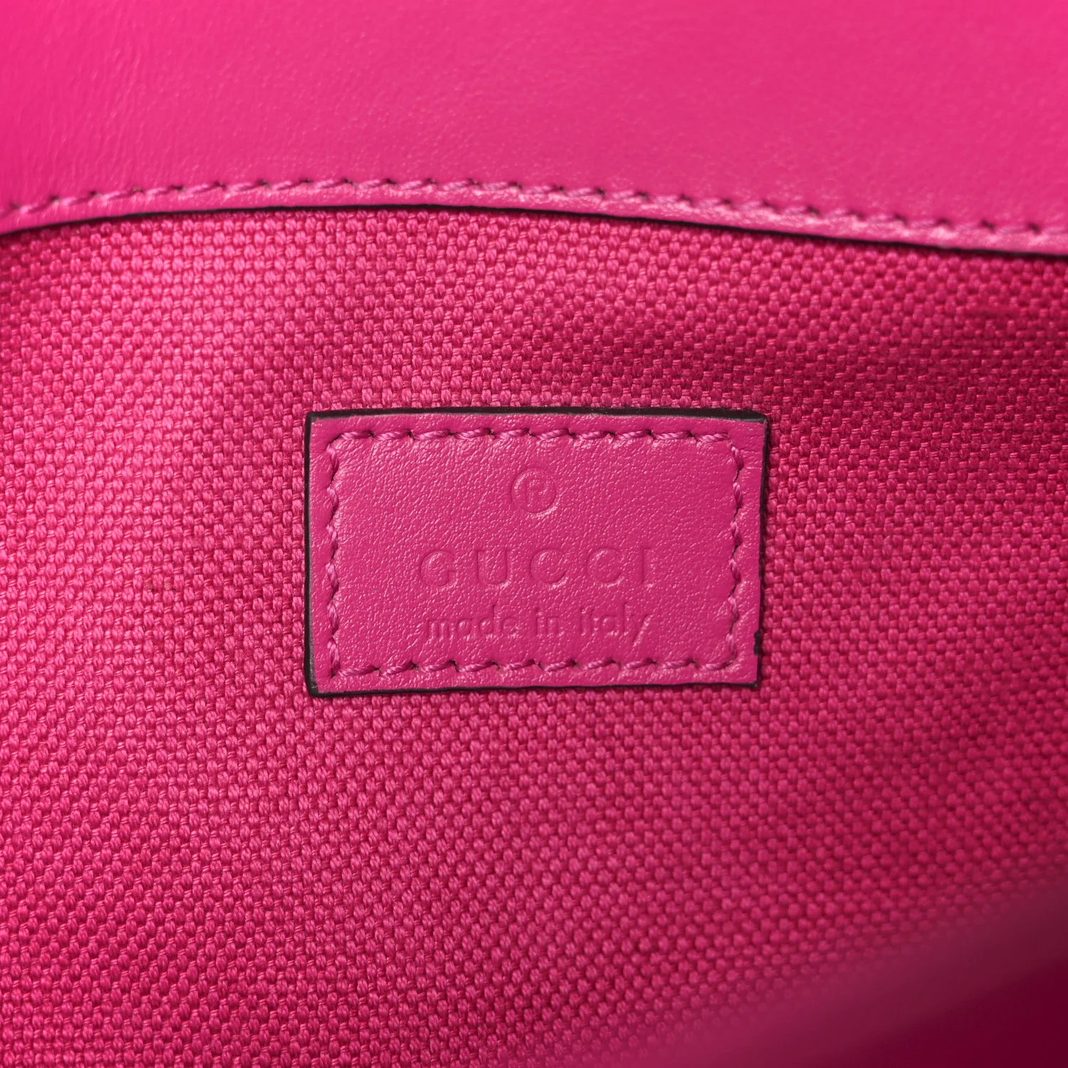 Calfskin Matelasse Monochrome GG Marmont Crossbody Shoulder Bag Classic Fuxia - Top Club