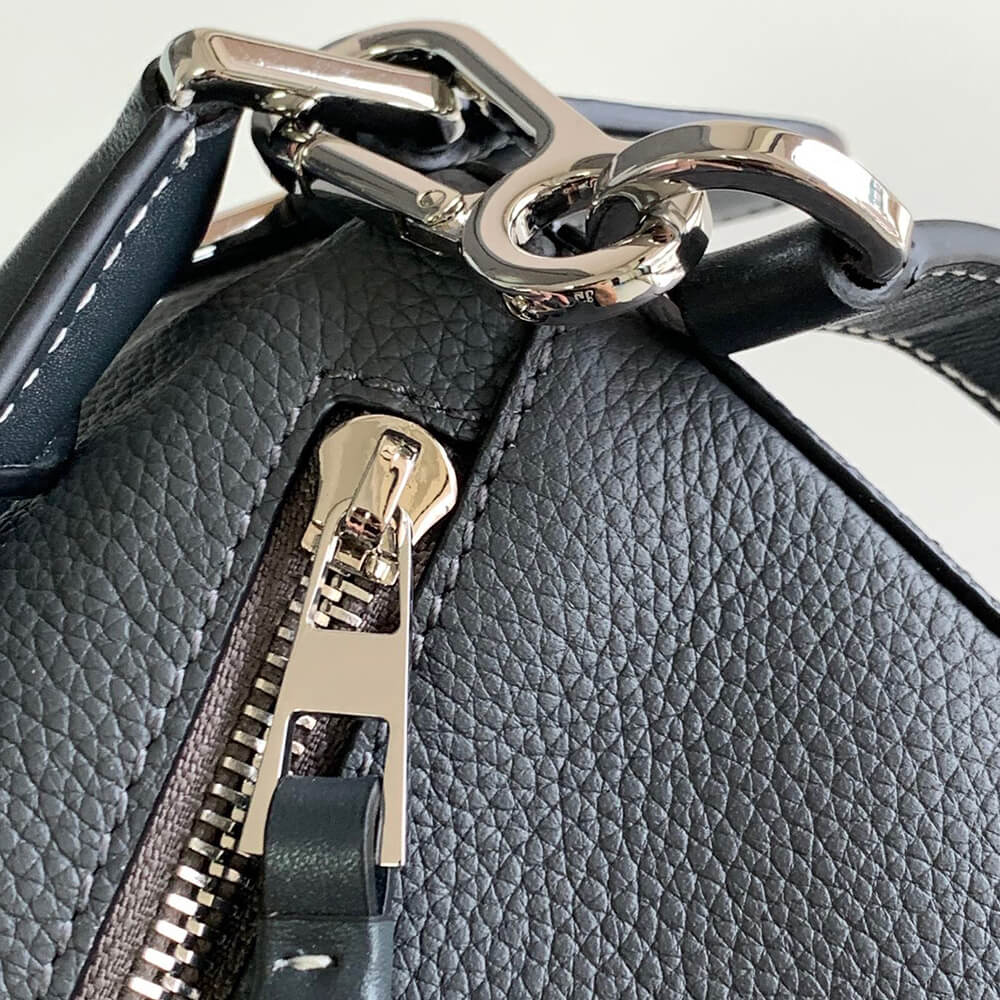 LOEWE Small Puzzle Bag - Top Club