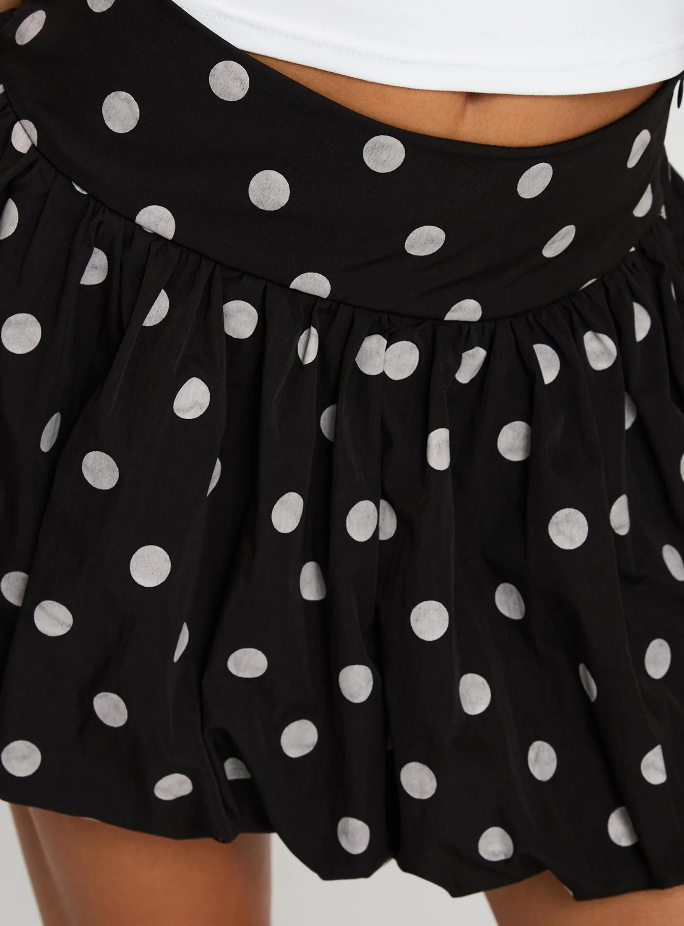 Quintessa Bubble Hem Mini Skirt Black / White