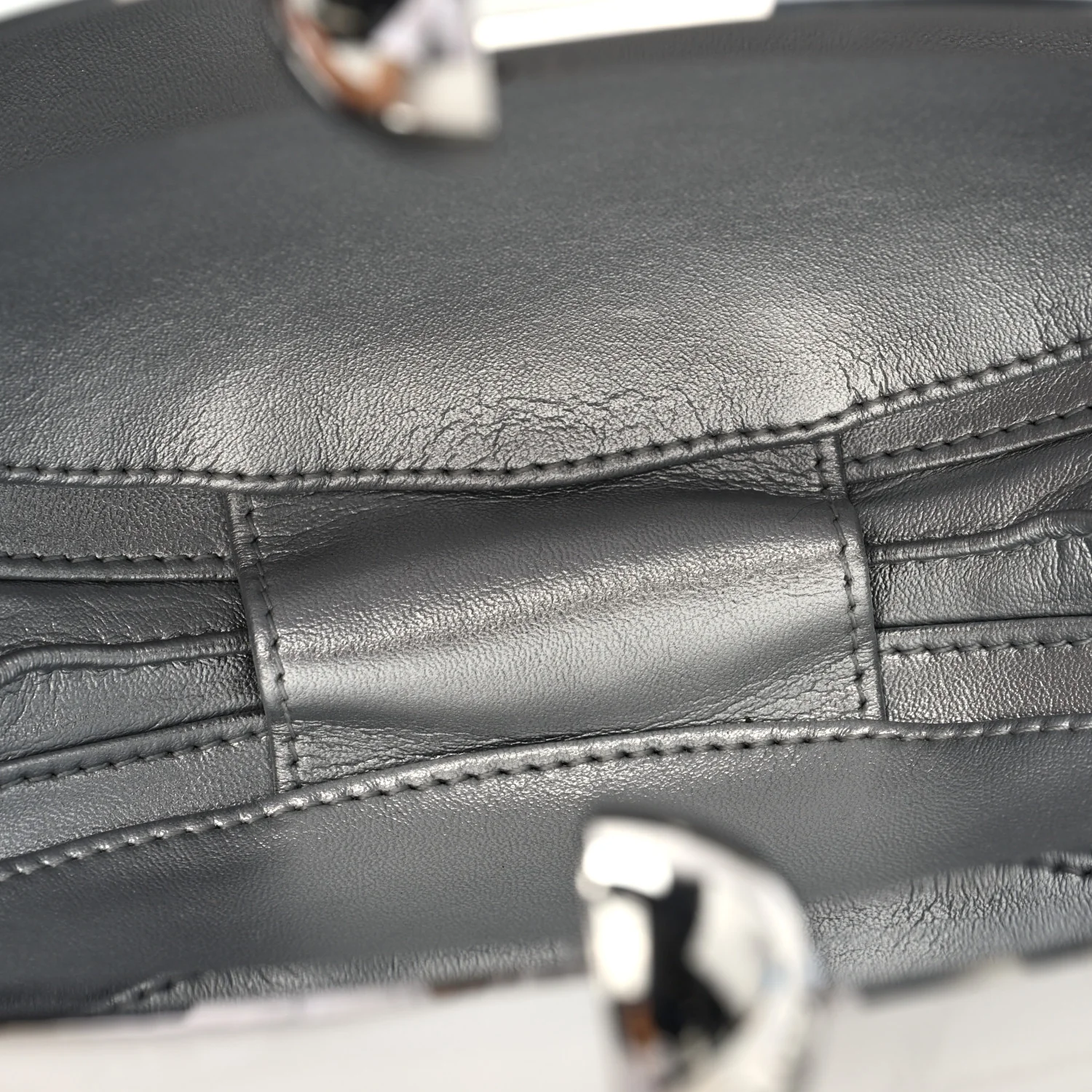Resin CC Evening On The Moon Minaudiere White - Top Club