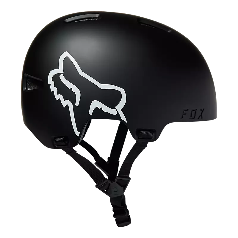 Flight helmet