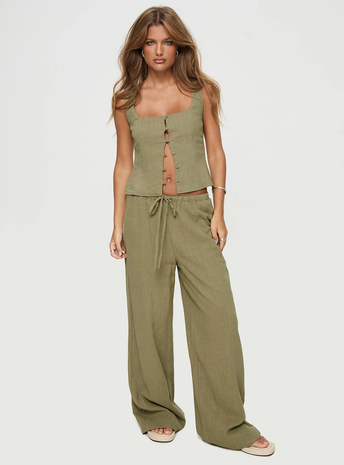 Zenda Linen Blend Top Olive