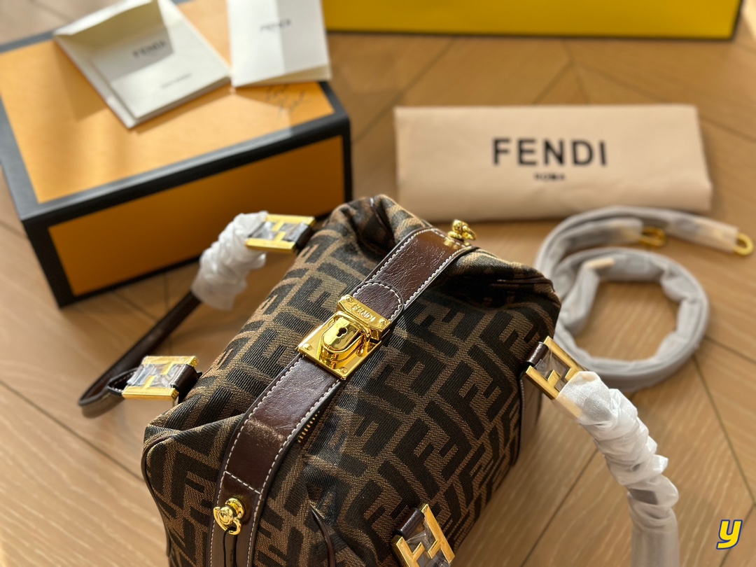 Fen Baguette new arrival bag size ; 27* 16 cm - Top Club