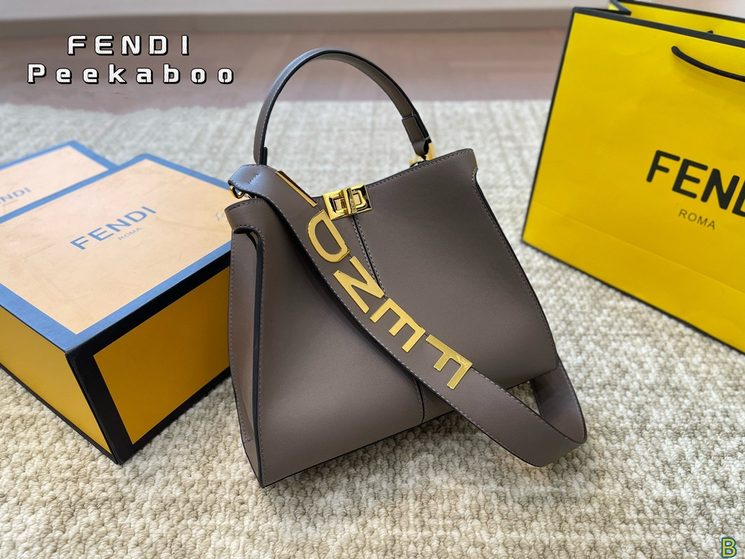 Fen Peekaboo new arrival tote bag size : 30*24 cm - Top Club